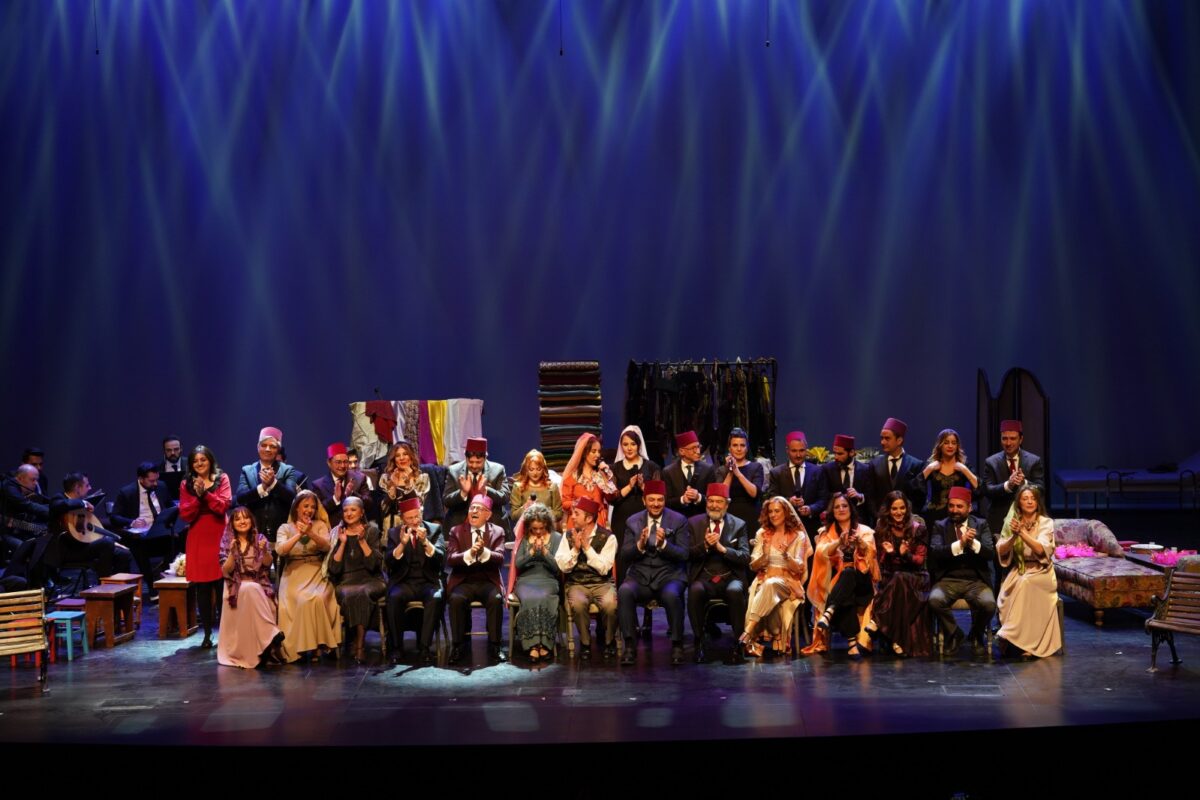 Atatür Kültür Merkezi sahnesinde 14 Mart 2022 Tıp Bayramı müzikali